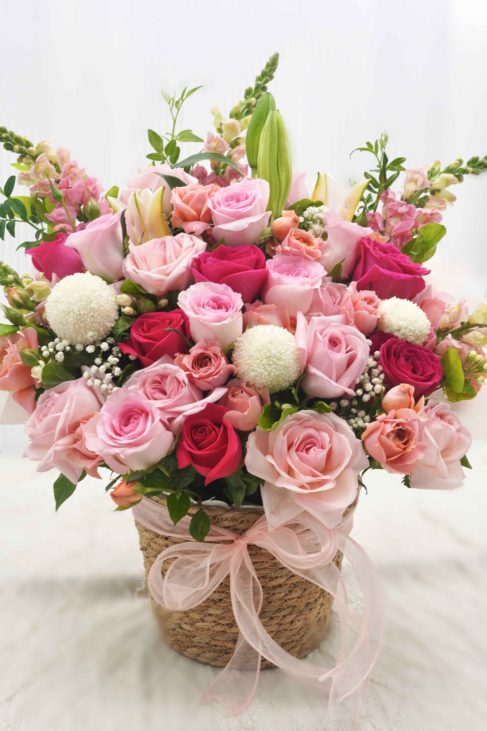 Dream Garden | Rose and Lychee Mixed Bouquet