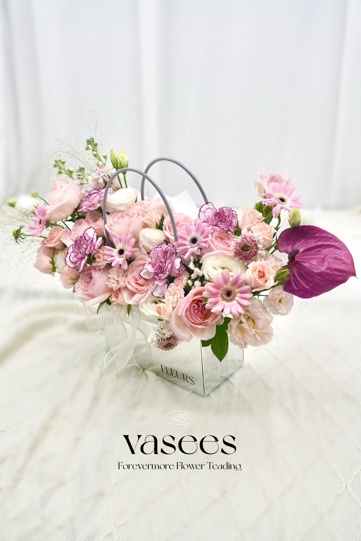 Niche Handbag Bouquet