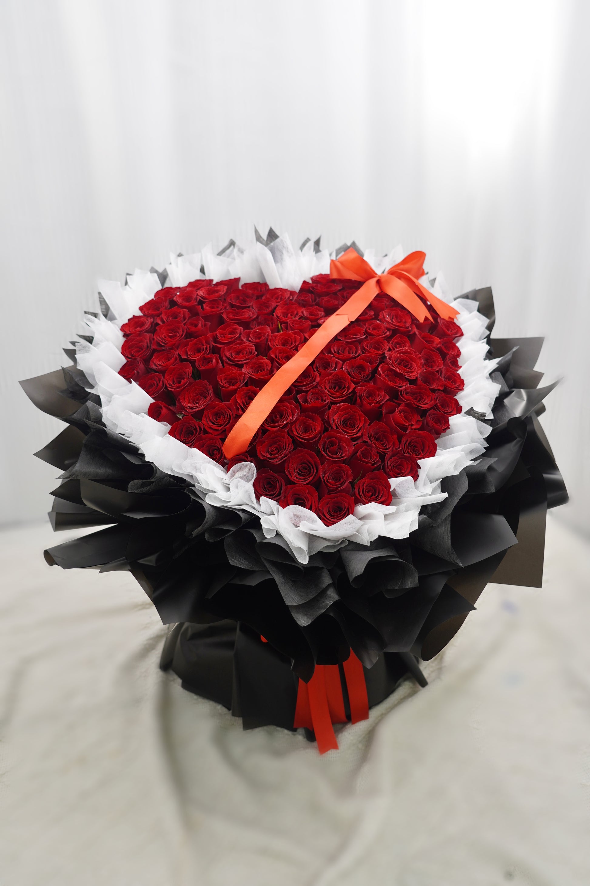 Rose Love Letter | Premium Red Roses