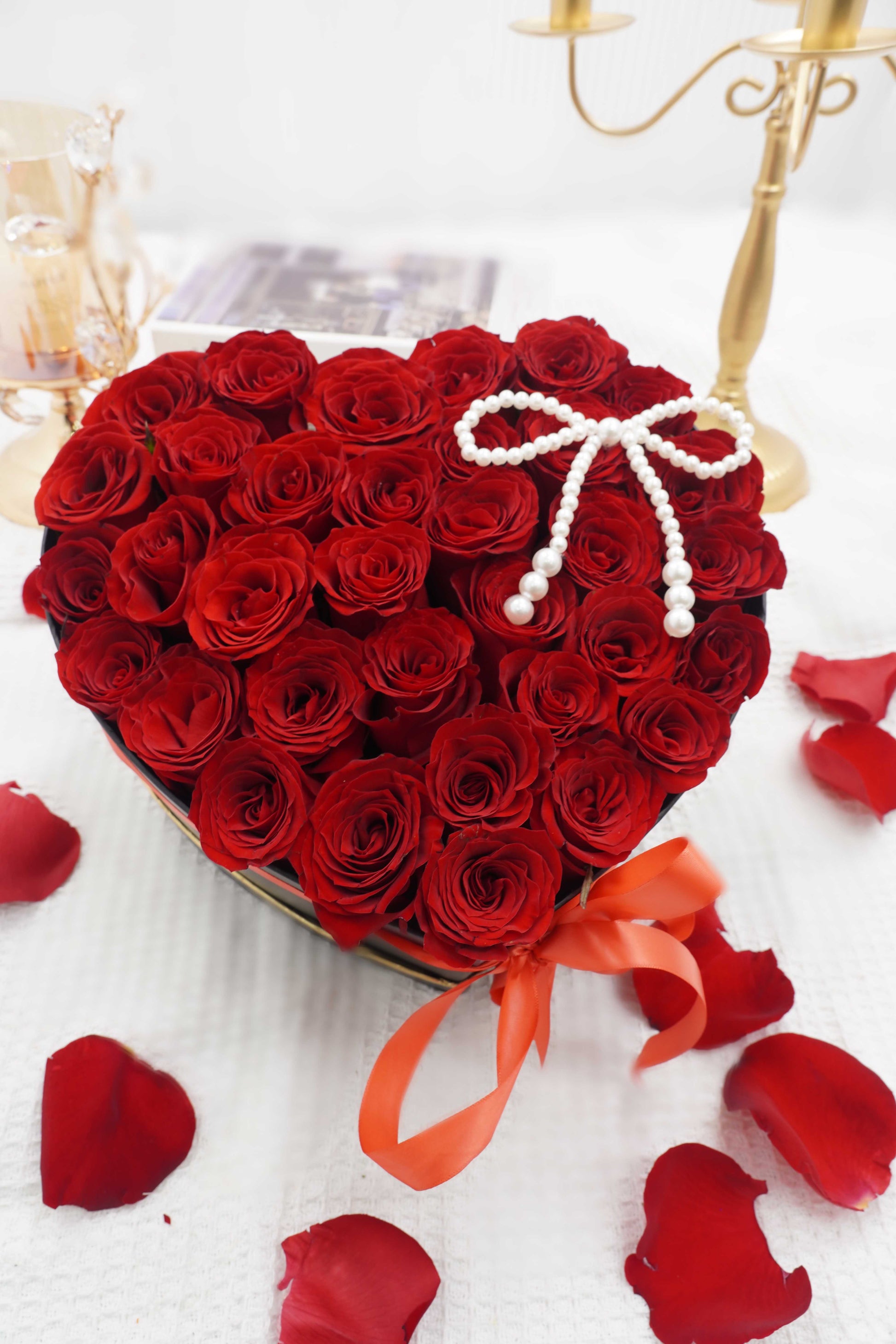 Classic Eternal Heart Shape Love 31 Rose Gift Box