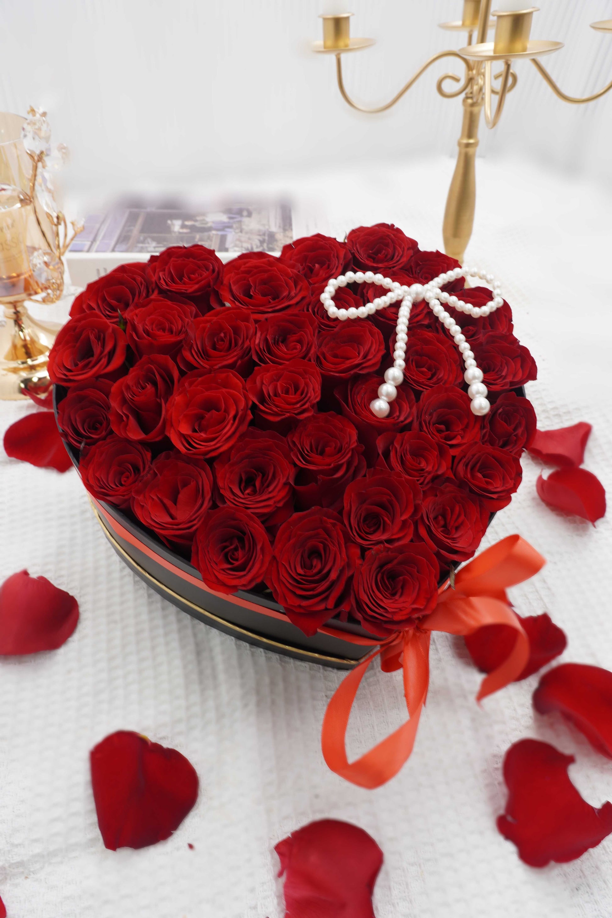 Classic Eternal Heart Shape Love 31 Rose Gift Box