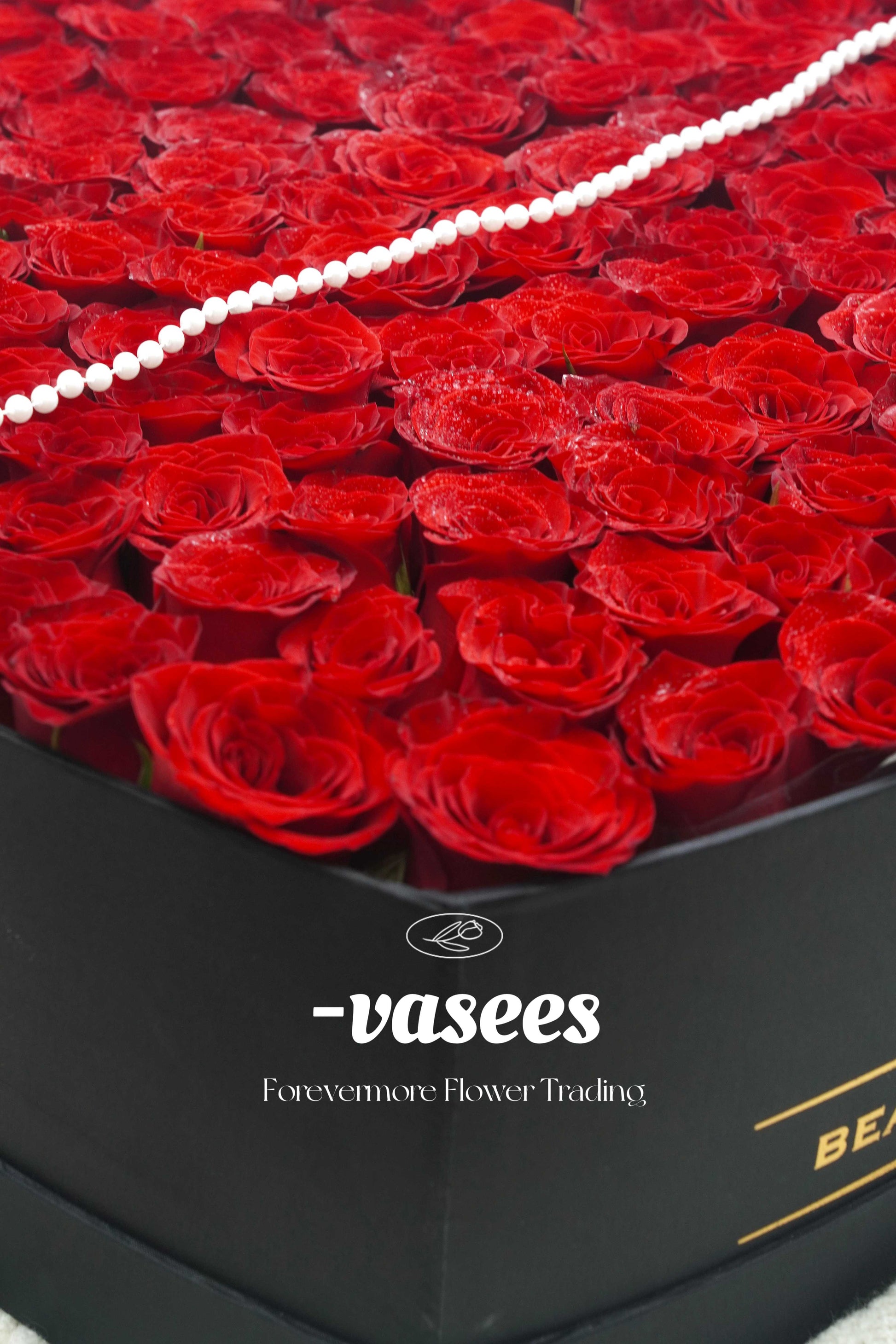 Premium Red Roses Heart Box