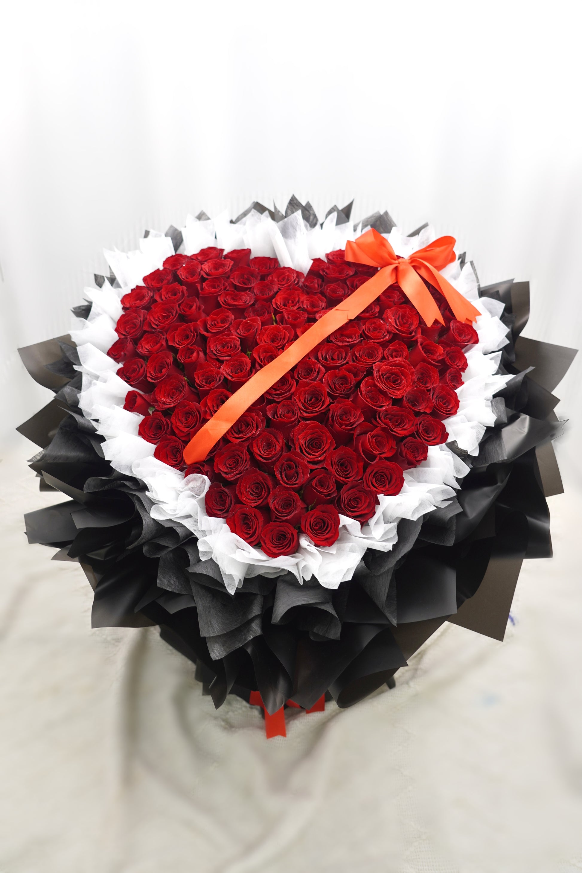 Rose Love Letter | Premium Red Roses