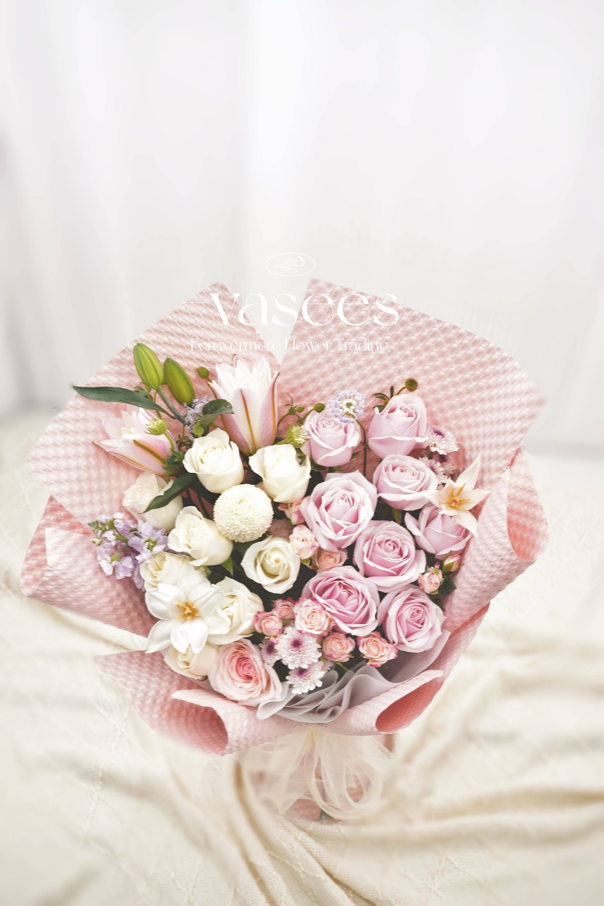 Gentle Trap | Mix Roses And Lilies