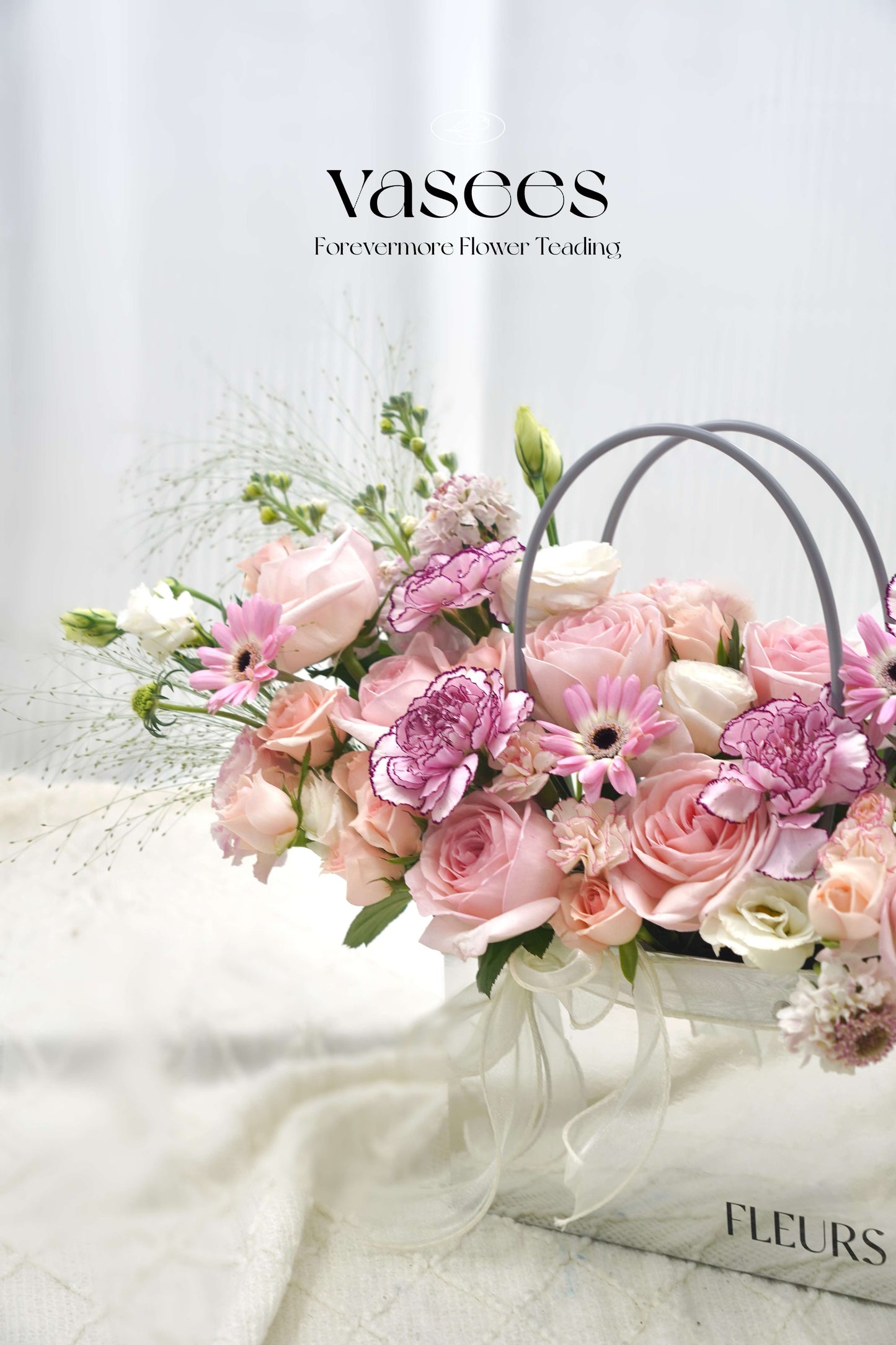 Niche Handbag Bouquet