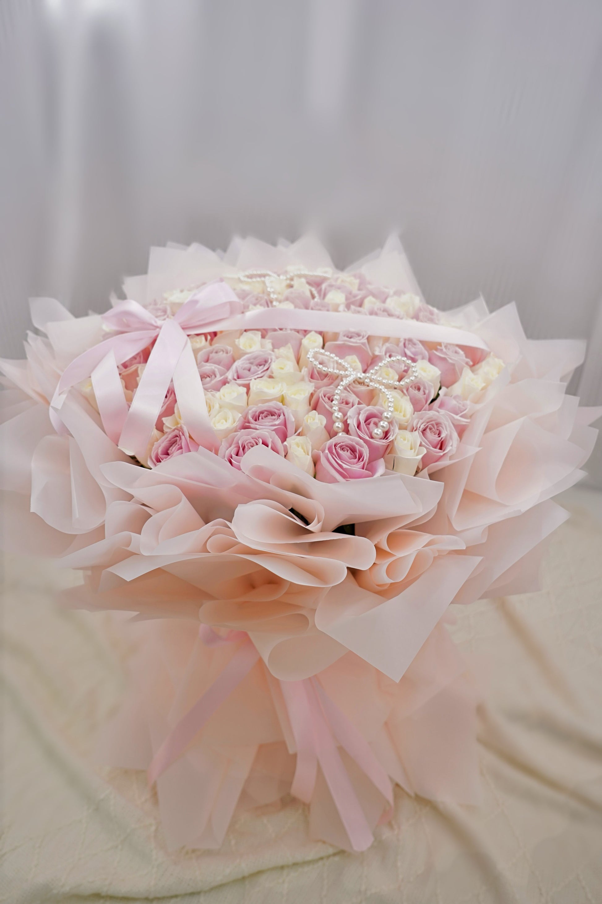Sweetheart Princess | Pink And White Roses