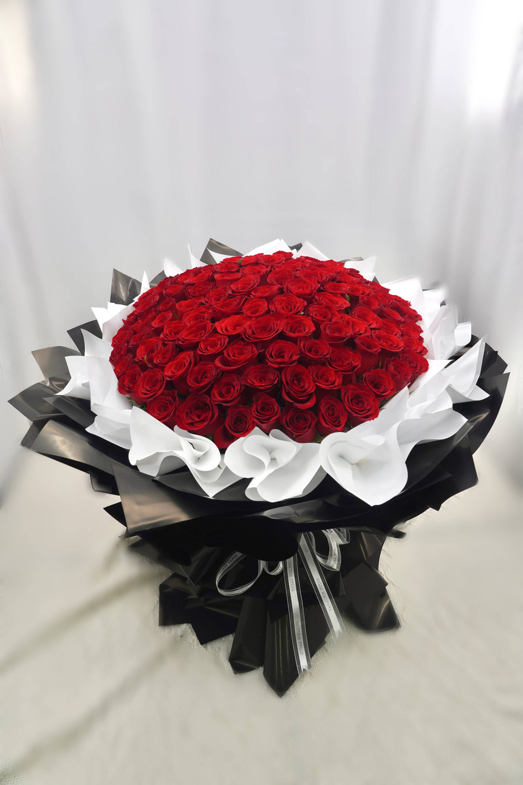 Classic Black And White | Premium Red Roses