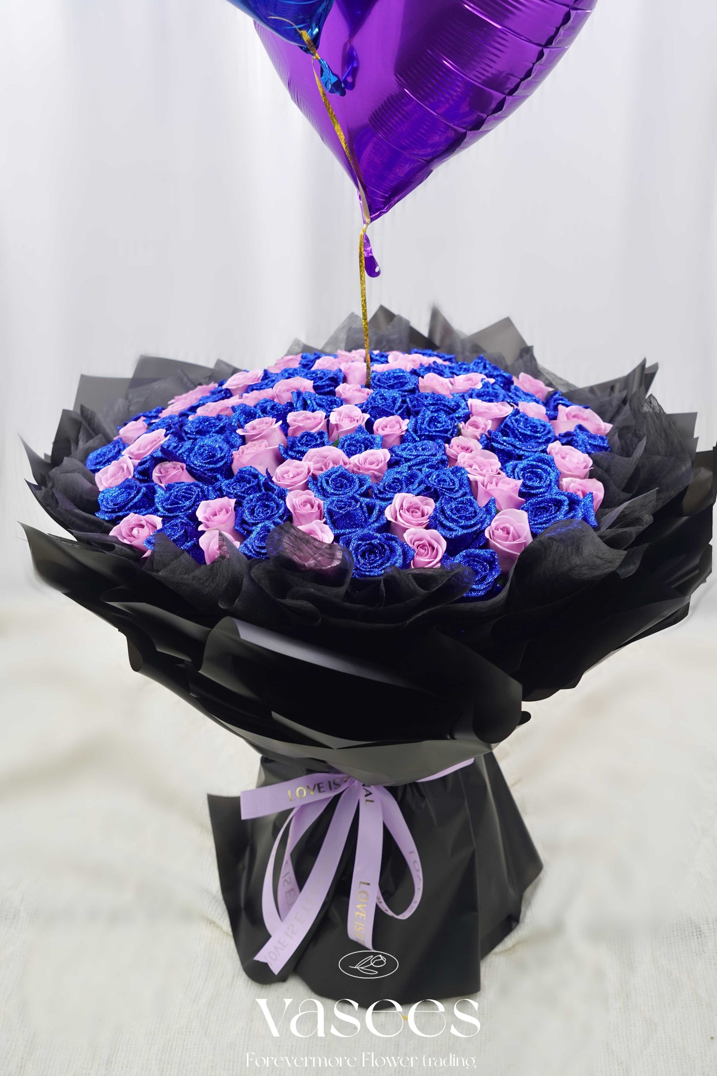 A Midsummer Night'S Dream |  Blue And Purple Mixed Roses