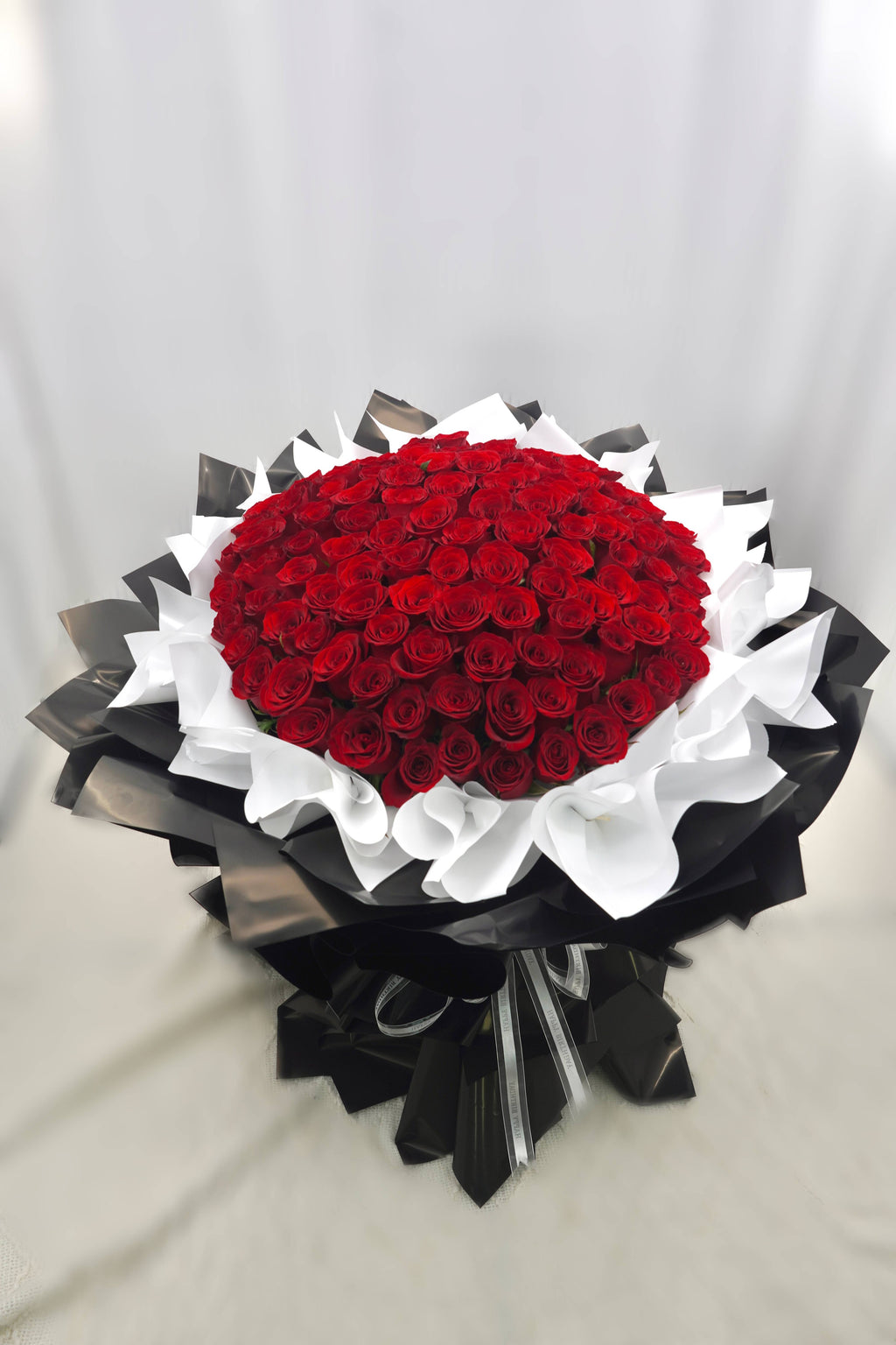 Classic Black And White | Premium Red Roses