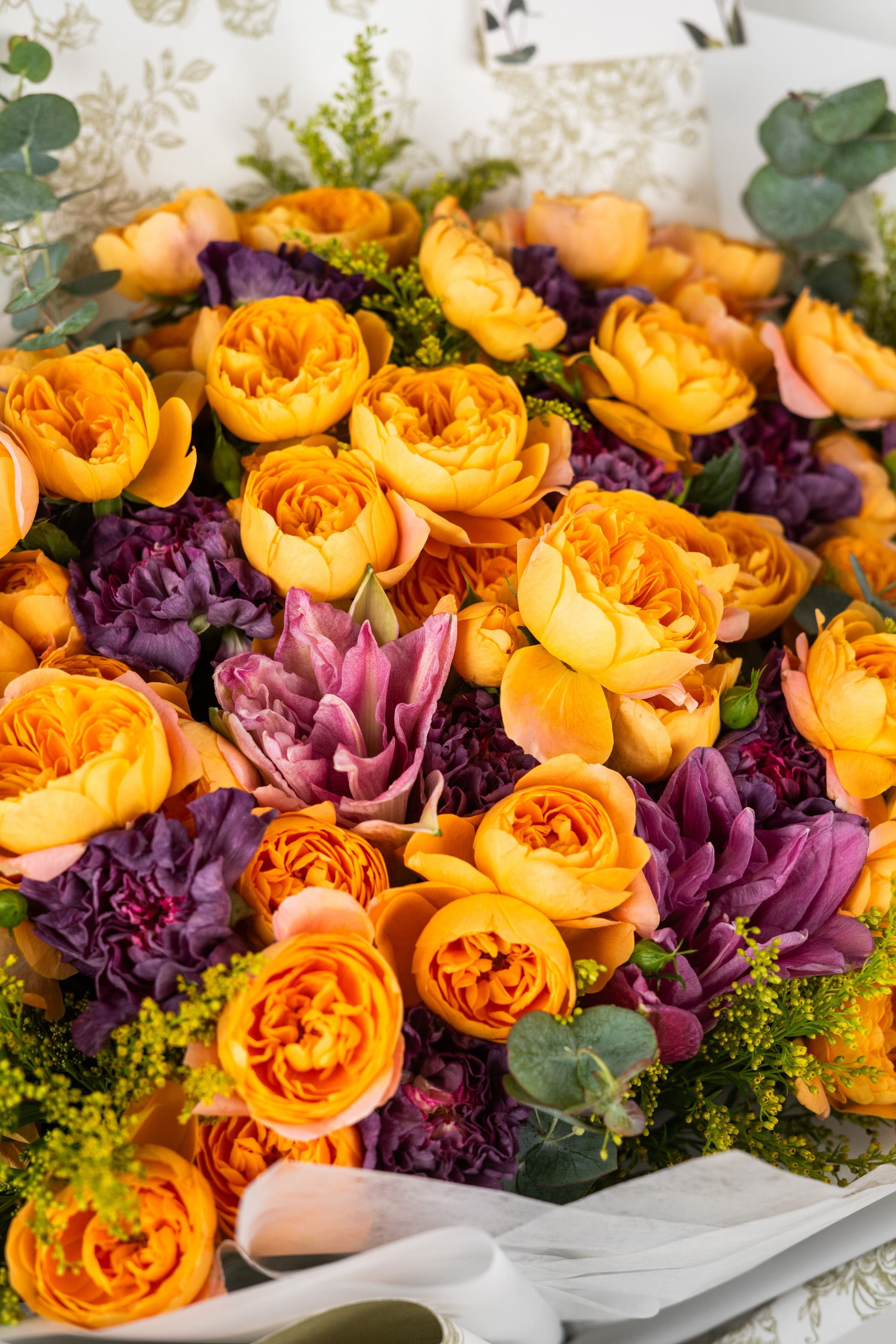 The Royal Contrast Bouquet