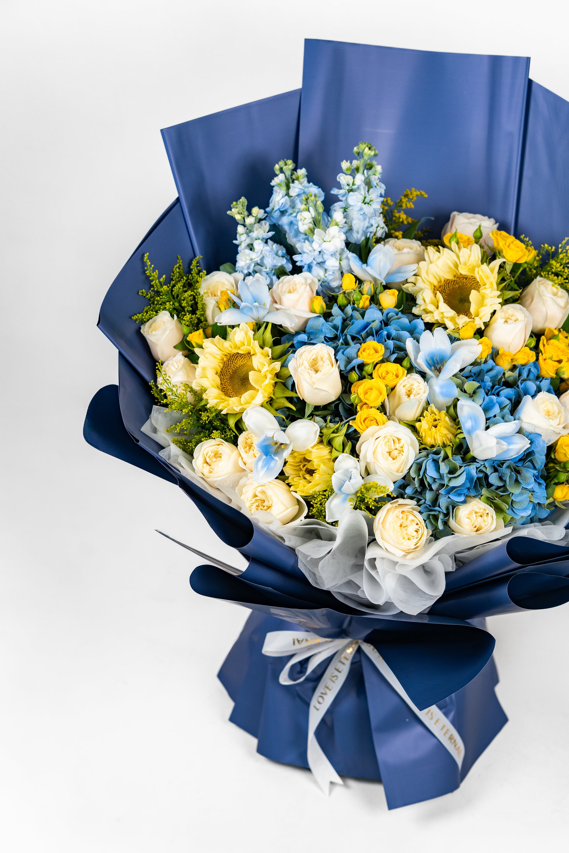 Oil Painting | Blue Orange Contrasting Bouquet