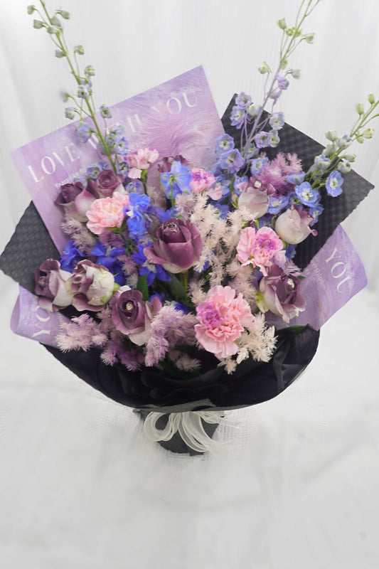 Romantic and free | Purple bouquet