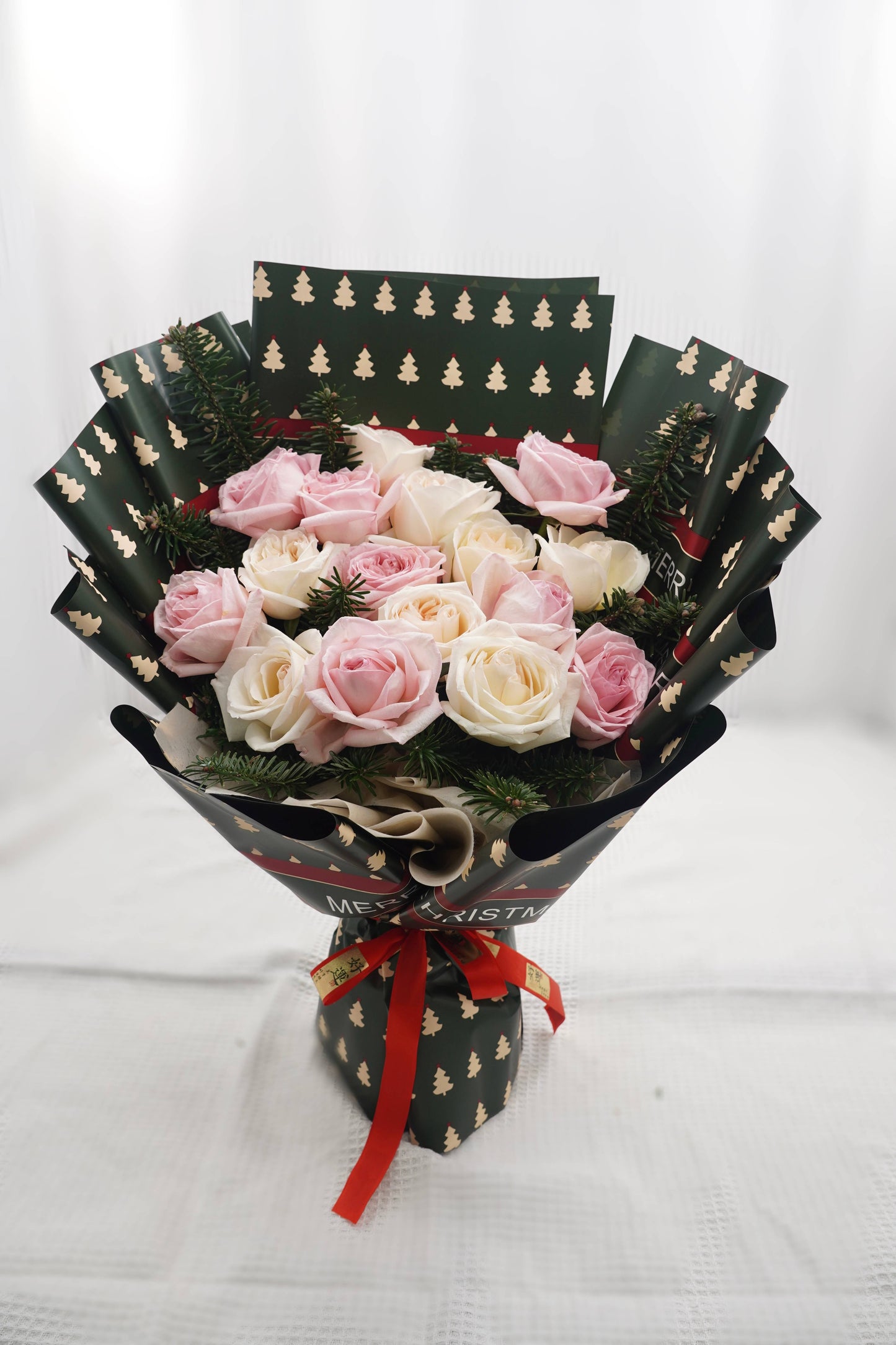 Lychee Rose Christmas Bouquet