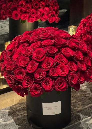 101 Premium Red Rose Gift Box